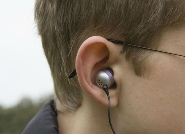 teen earbuds consumer affairs